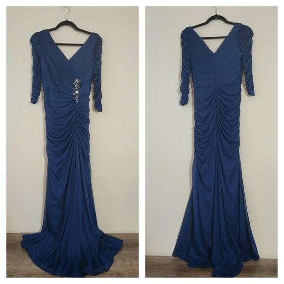 Adrianna Papell Ruched 3/4 Sleeve Mother of Bride/Formal Gown Navy sz 4 - Picture 2 of 4